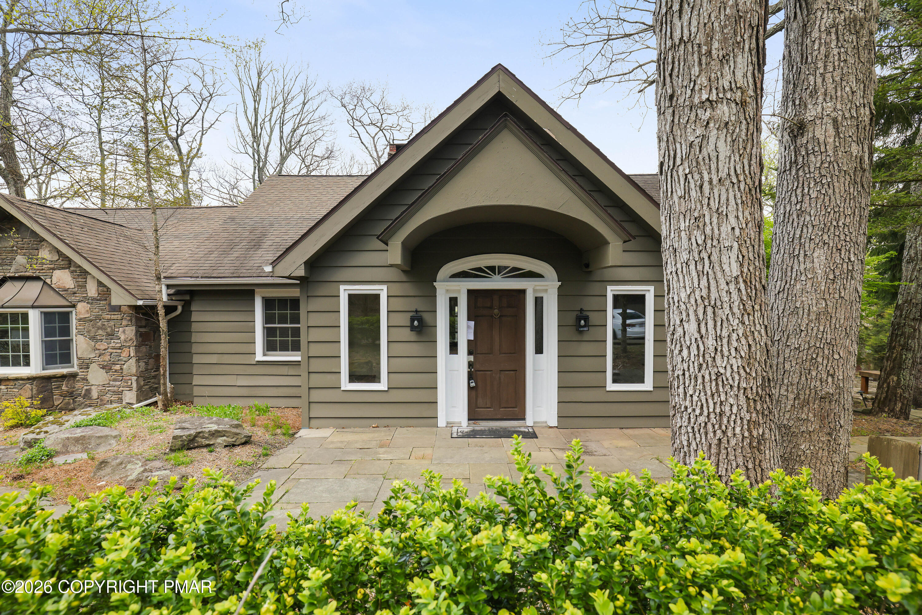 2135 Laurel Lane