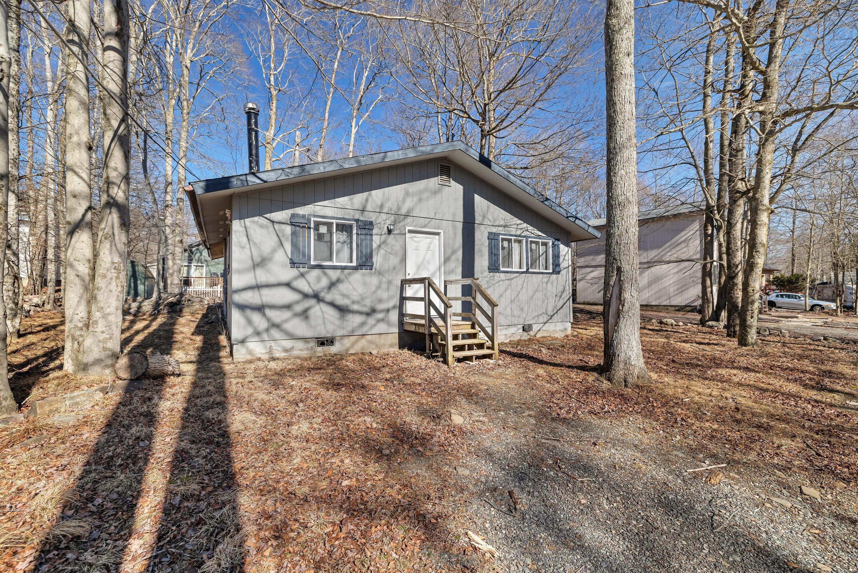 8560 Hillcrest Drive, Tobyhanna, Pennsylvania image 2