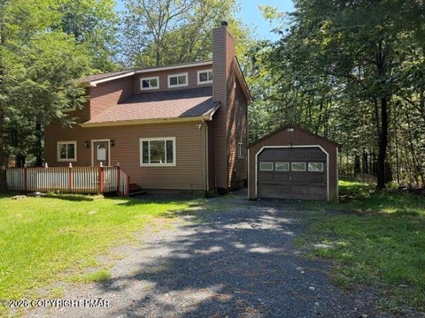 Homes For Sale - 1023 Salamanca Drive<br/> Tobyhanna, PA 18466