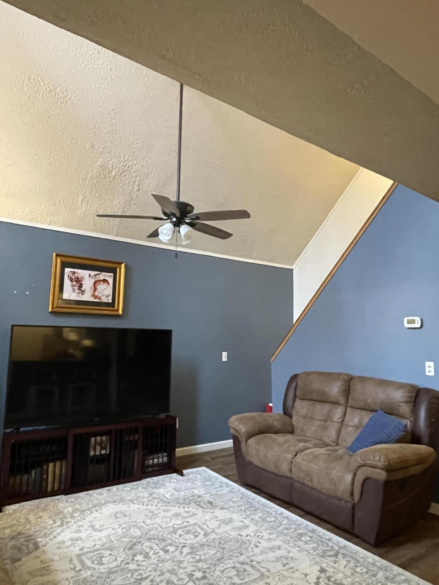 2122 Wood Thrush Court, Bushkill, Pennsylvania image 13