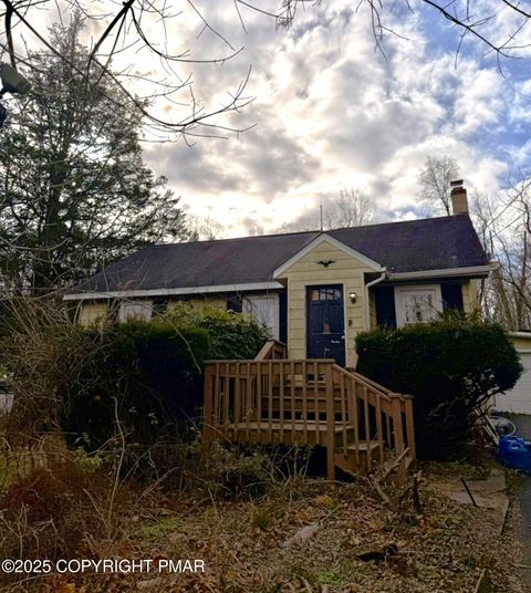 524 Independence Road East Stroudsburg PA 18301