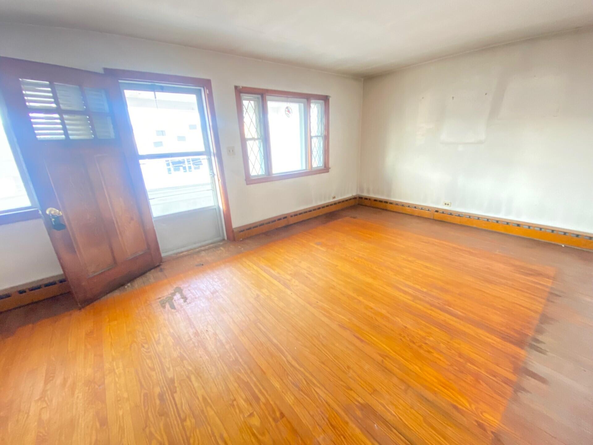 330 1/2 E Abbott Street, Lansford, Pennsylvania image 13
