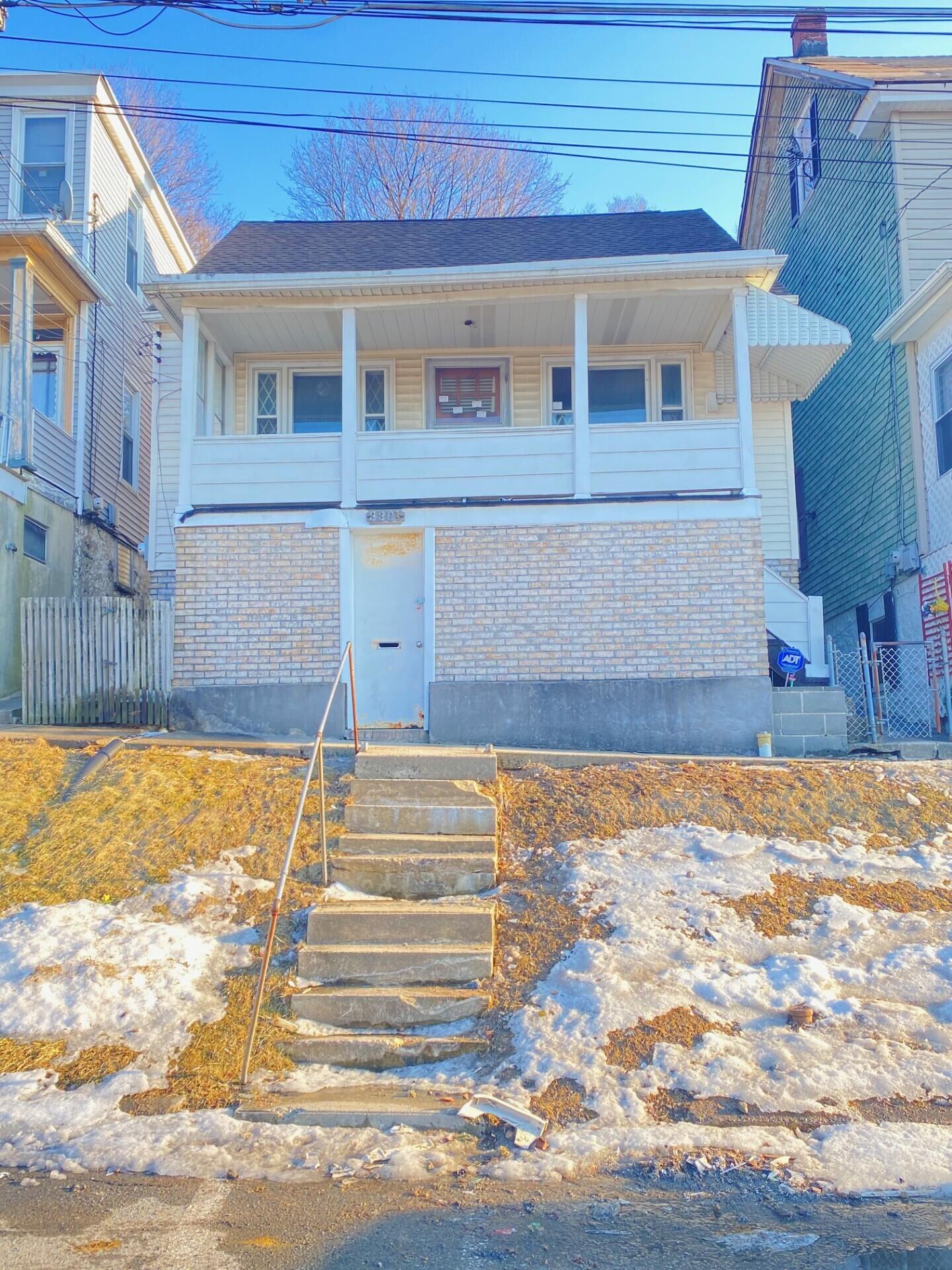 330 1/2 E Abbott Street, Lansford, Pennsylvania image 6