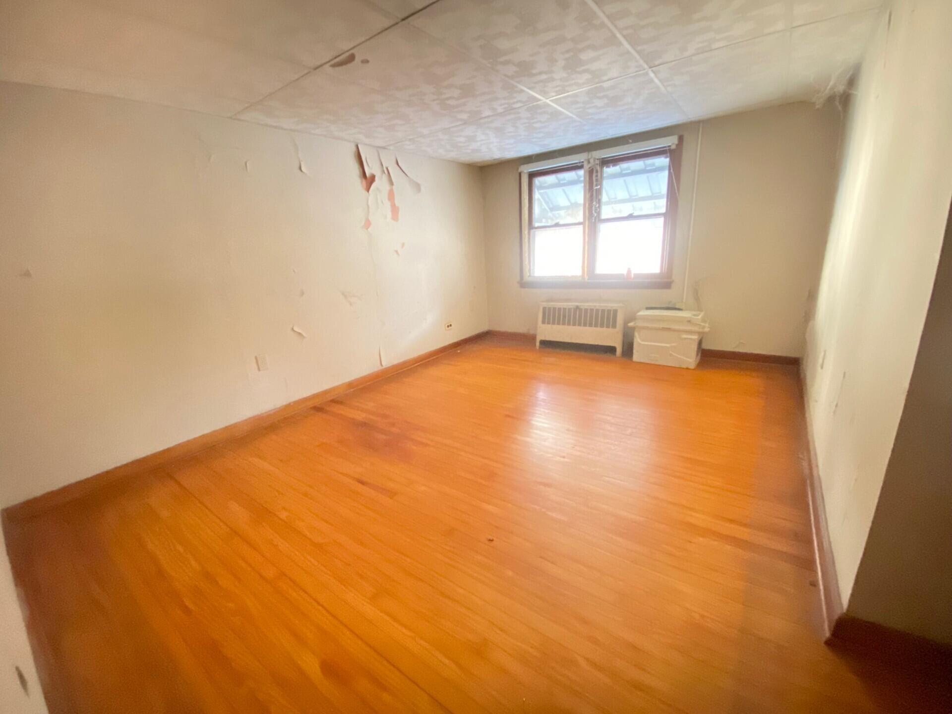 330 1/2 E Abbott Street, Lansford, Pennsylvania image 26