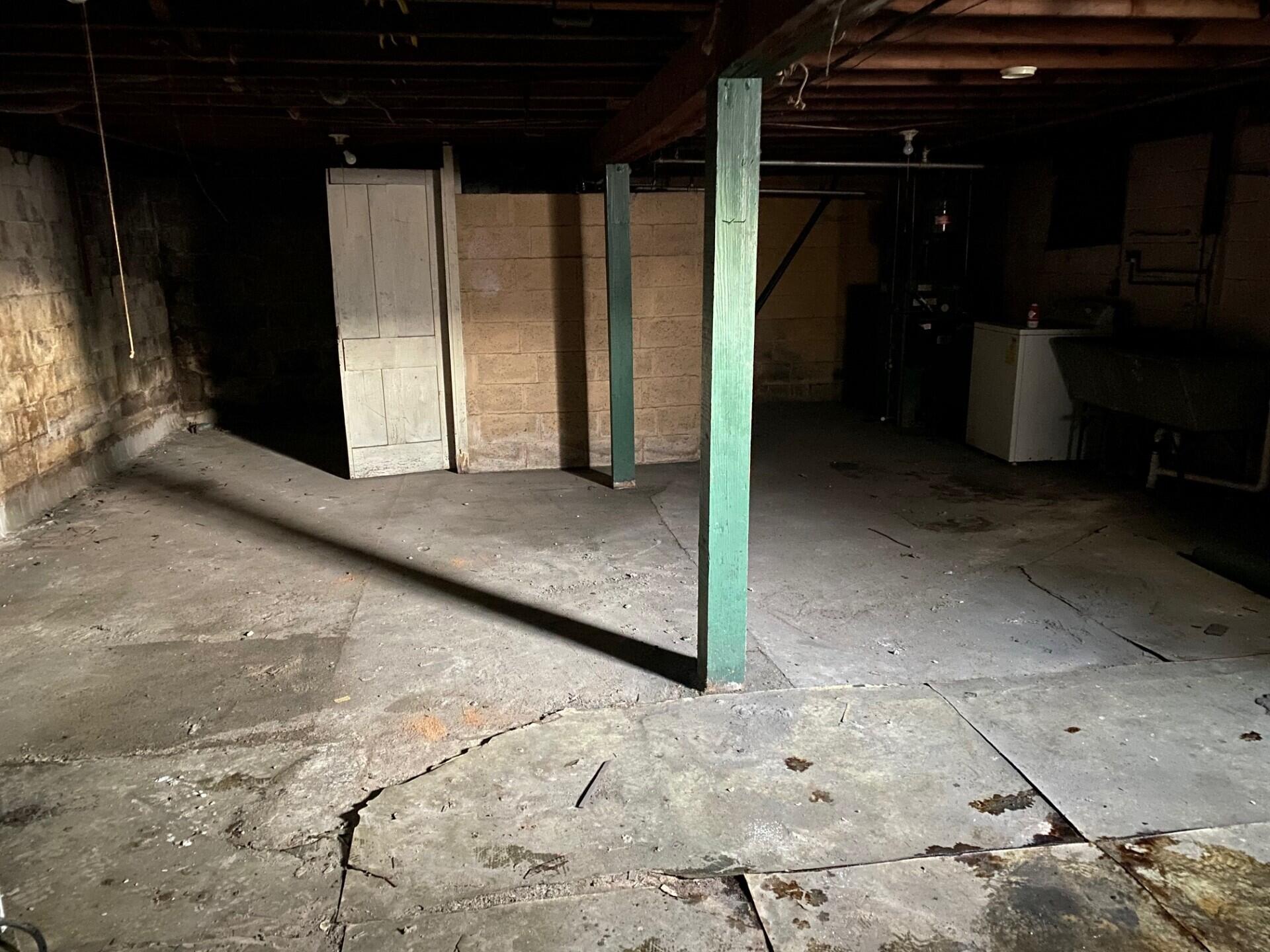 330 1/2 E Abbott Street, Lansford, Pennsylvania image 43