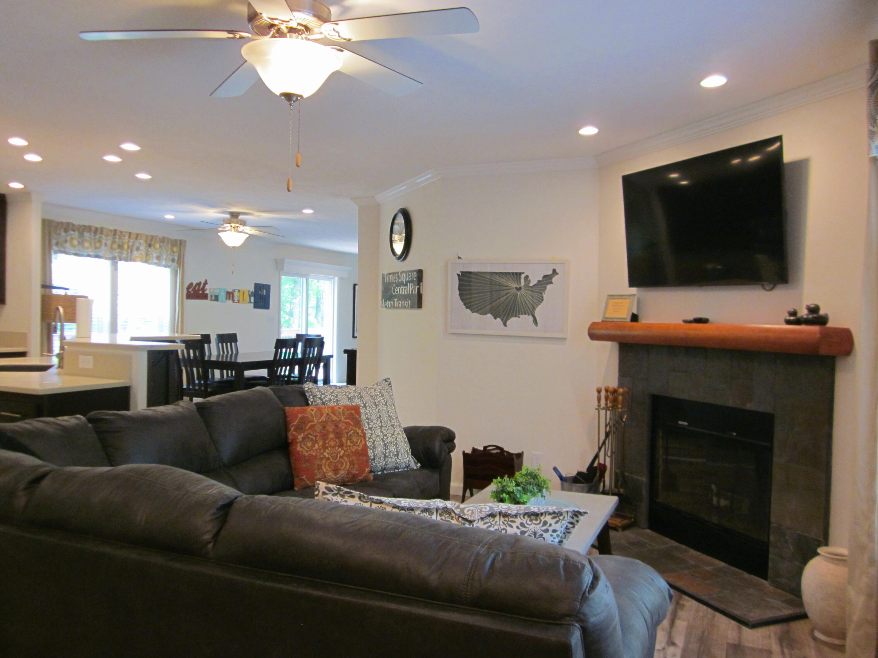2016 Locust Ridge Road, Pocono Lake, Pennsylvania image 36