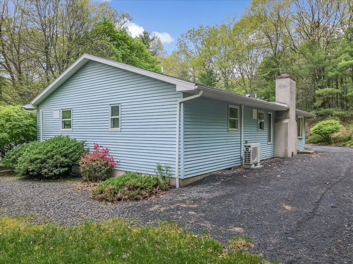 2516 Spring Lane, Saylorsburg, Pennsylvania image 46