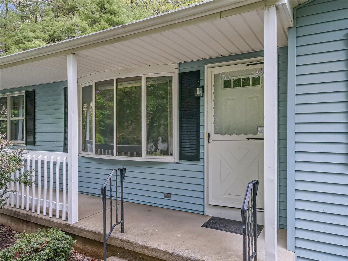 2516 Spring Lane, Saylorsburg, Pennsylvania image 7
