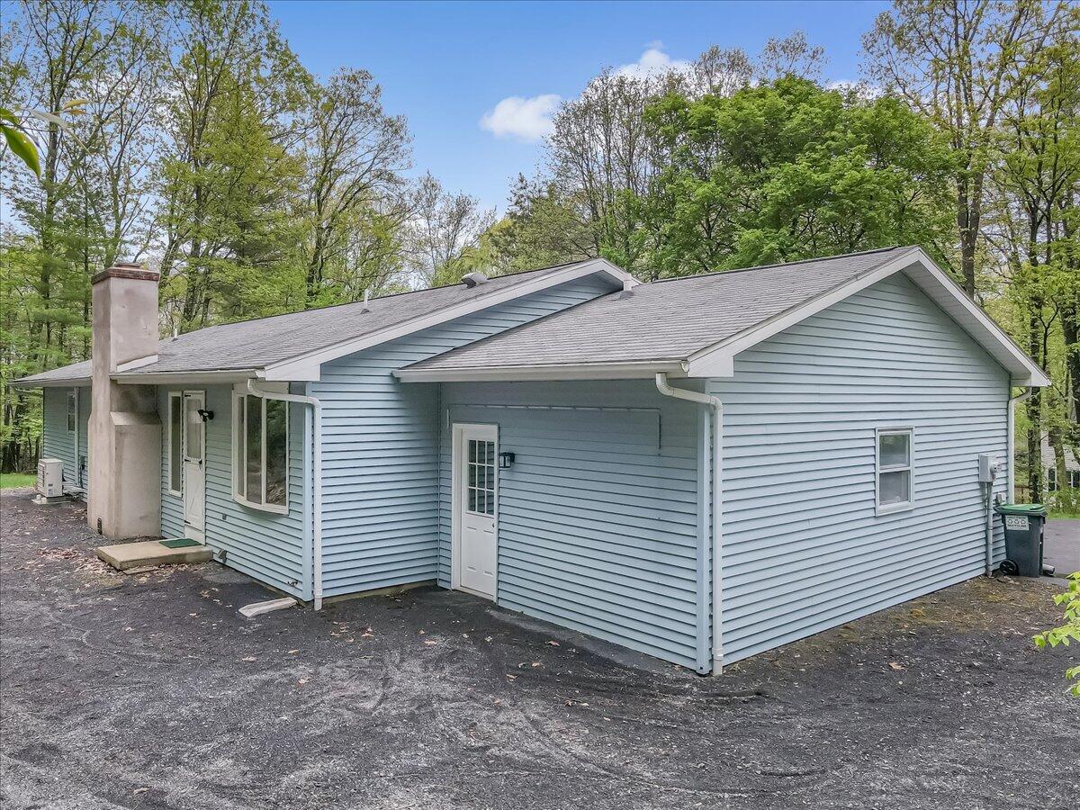 2516 Spring Lane, Saylorsburg, Pennsylvania image 45