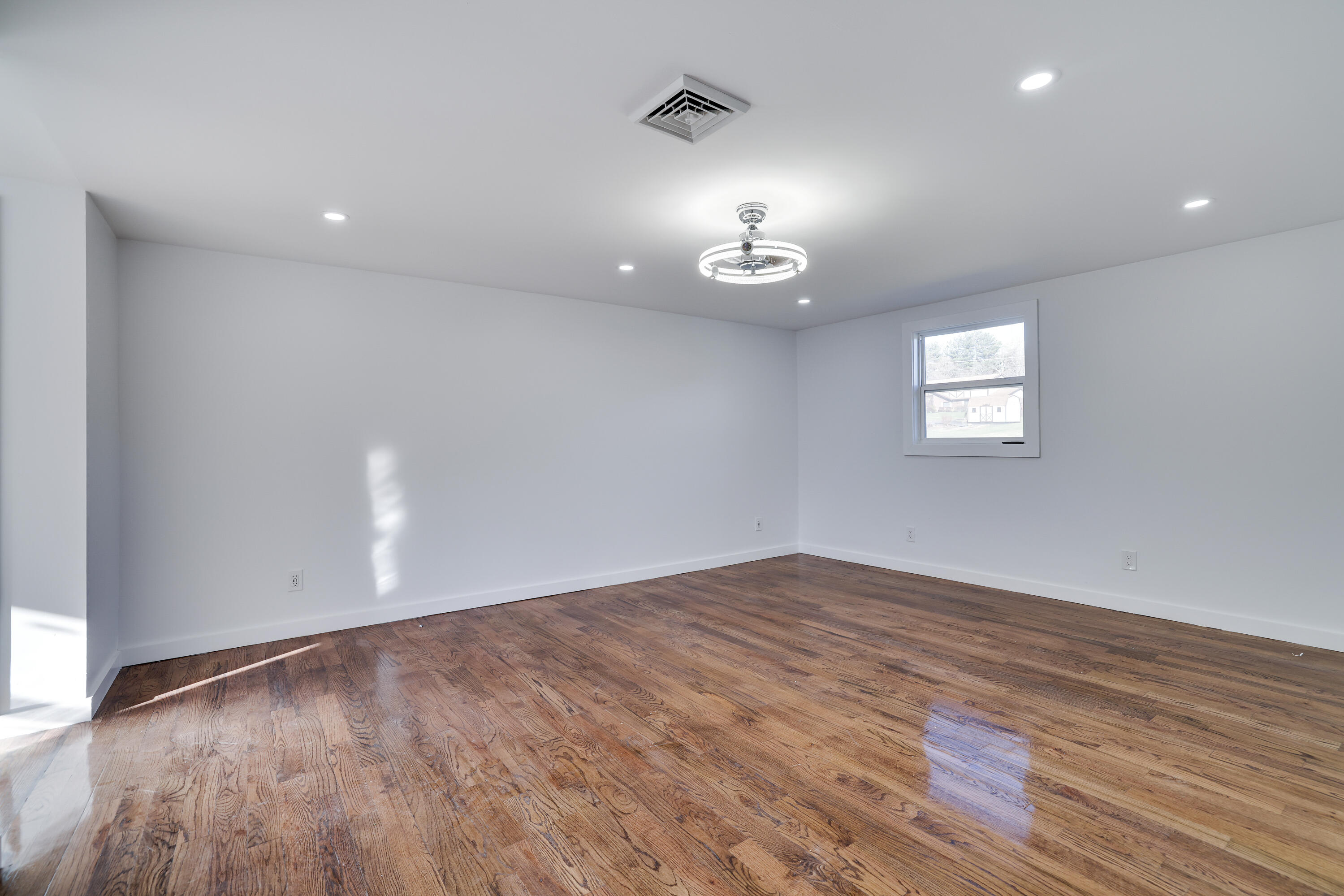 1301 Bunny Lane, Brodheadsville, Pennsylvania image 45