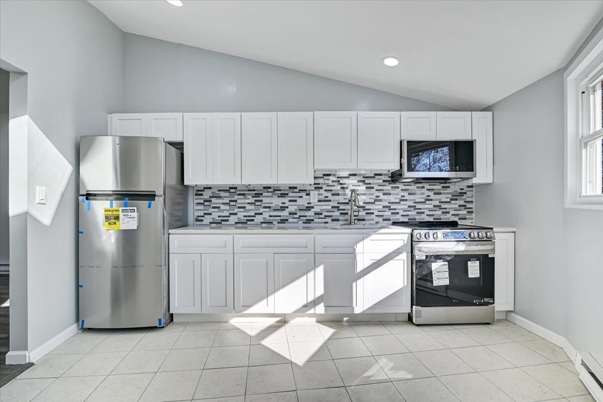 202 Palomino Place