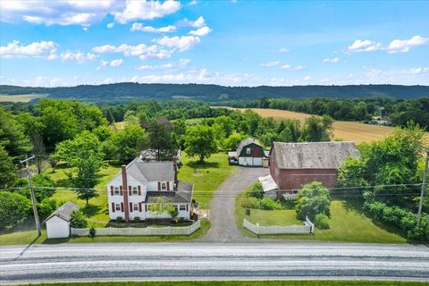 Homes For Sale - 7590 Pohopoco Drive<br/> Carbon County, Kunkletown, PA 18058