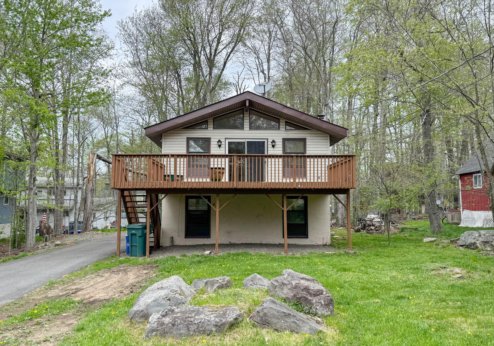 4751 Brentwood Drive, Tobyhanna, Pennsylvania image 2