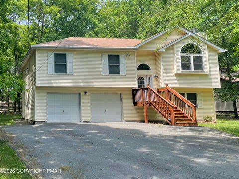 Homes For Sale - 9 Sycamore Circle<br/> Albrightsville, PA 18210