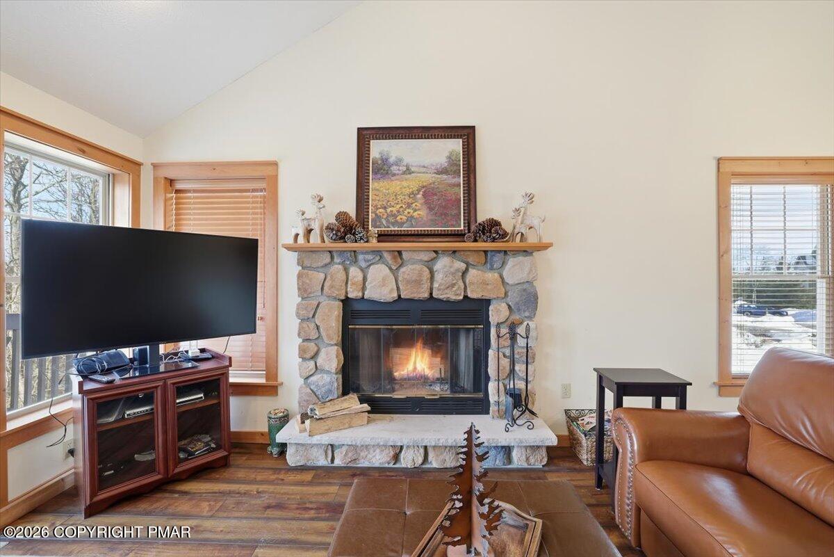 207 Sycamore Court