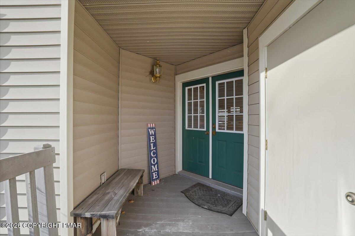 207 Sycamore Court