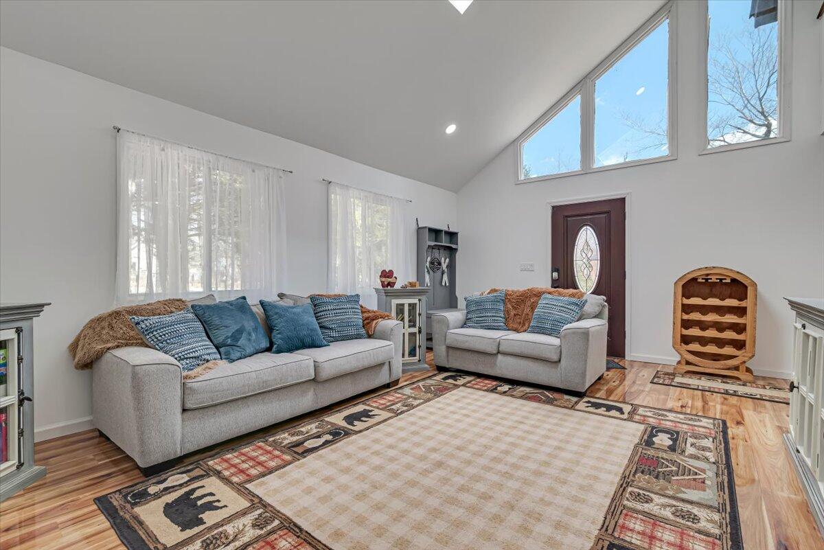 1517 Black Birch Way, Tobyhanna, Pennsylvania image 3