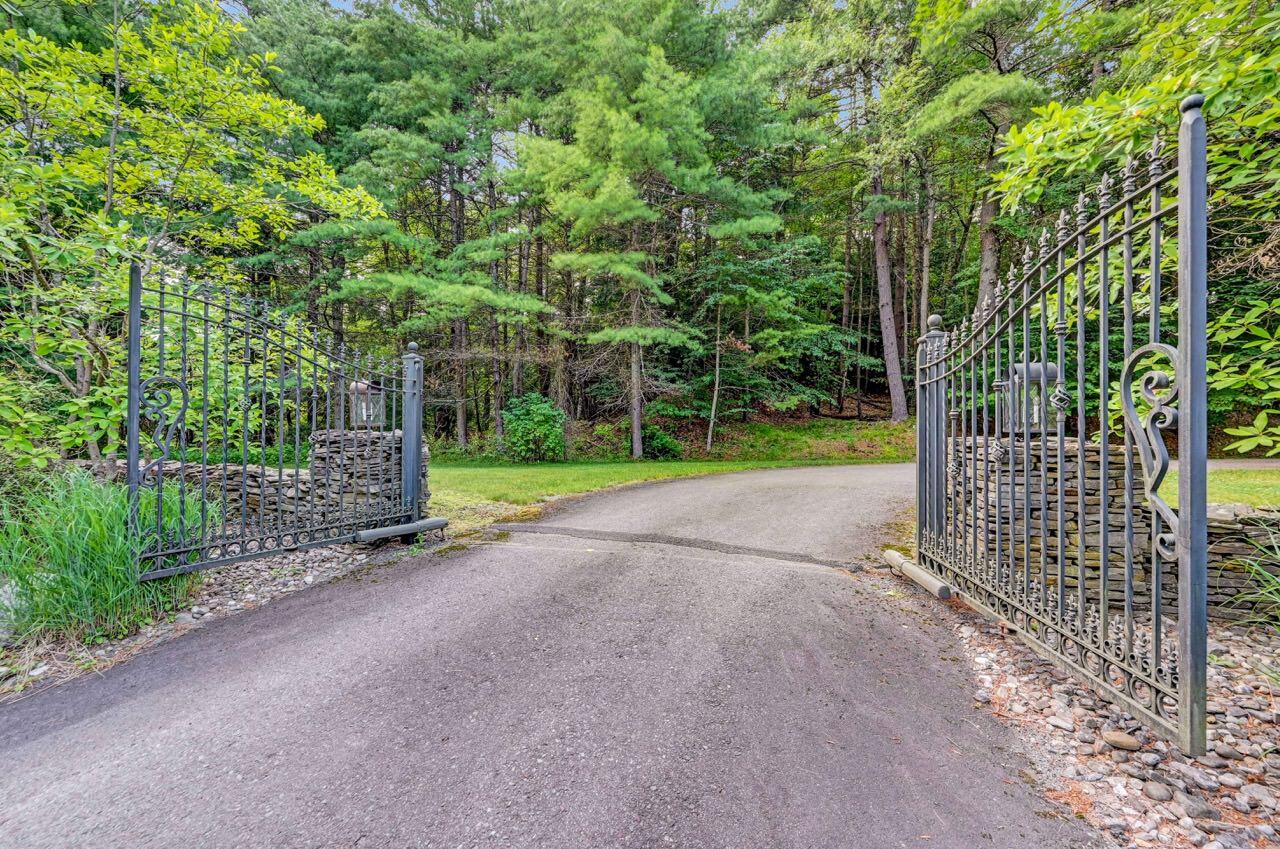 158 Halgas Lane, Pocono Pines, Pennsylvania image 2