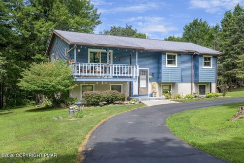 Homes For Sale - 1519 Ridge Drive<br/> Monroe County, Stroudsburg, PA 18360