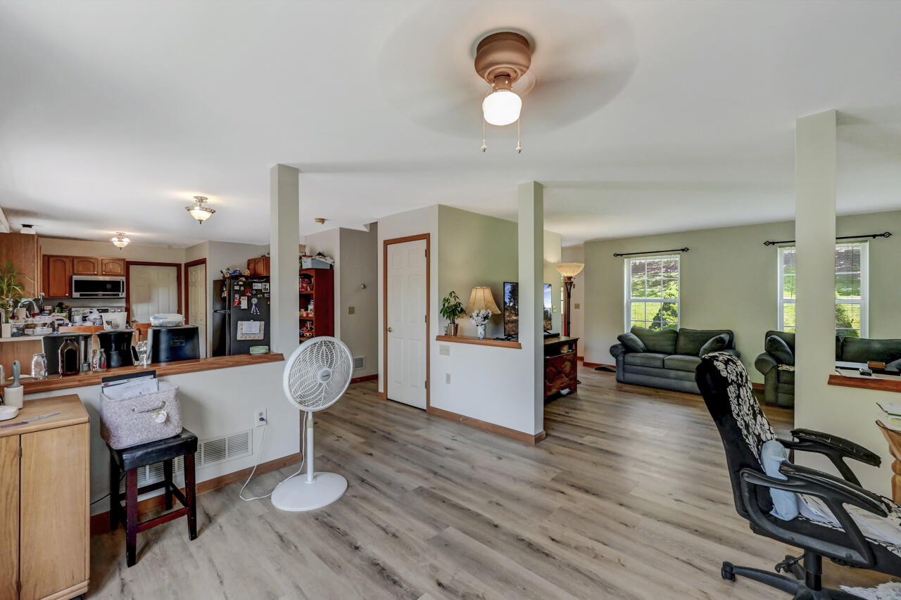 2322 Southridge Drive, East Stroudsburg, Pennsylvania image 31