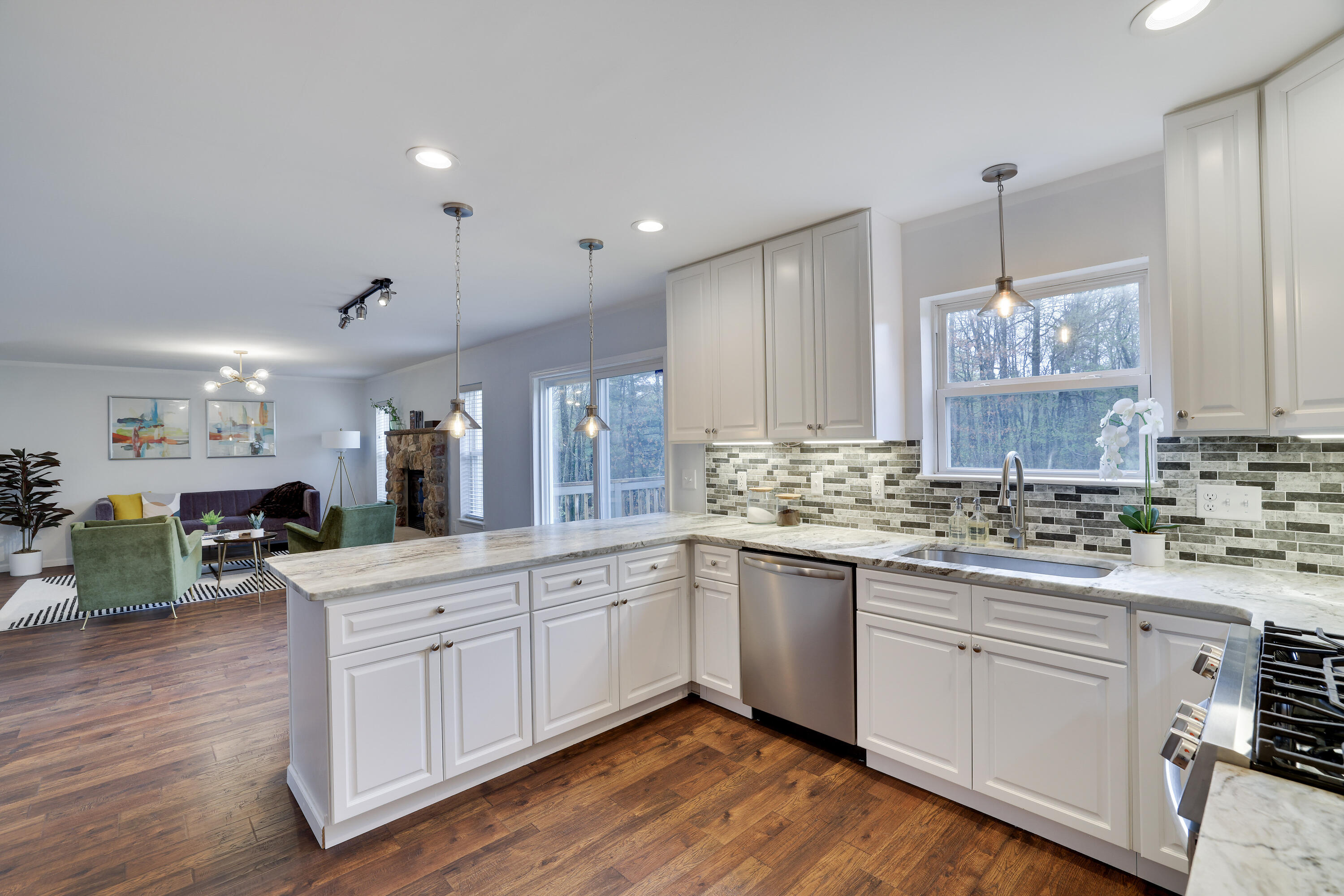 5175 White Birch Drive, Long Pond, Pennsylvania image 17