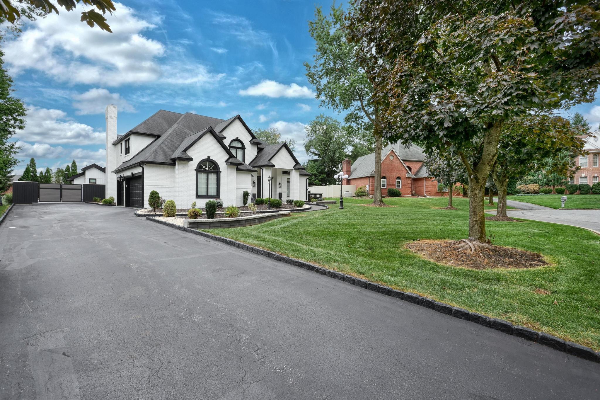 1231 Oakside Drive, Bethlehem, Pennsylvania image 3