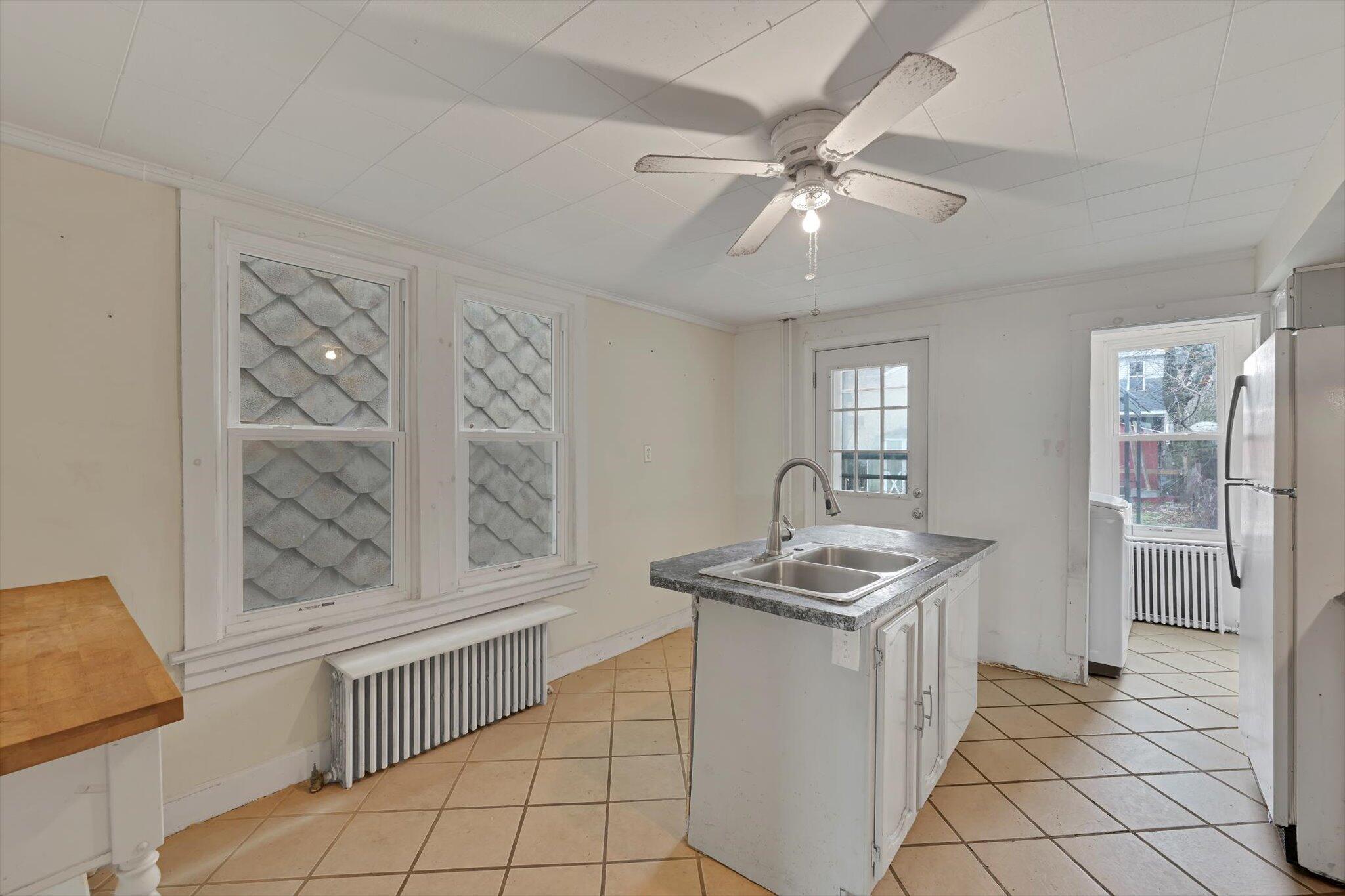 234 N Nicholas Street, Saint Clair, Pennsylvania image 8