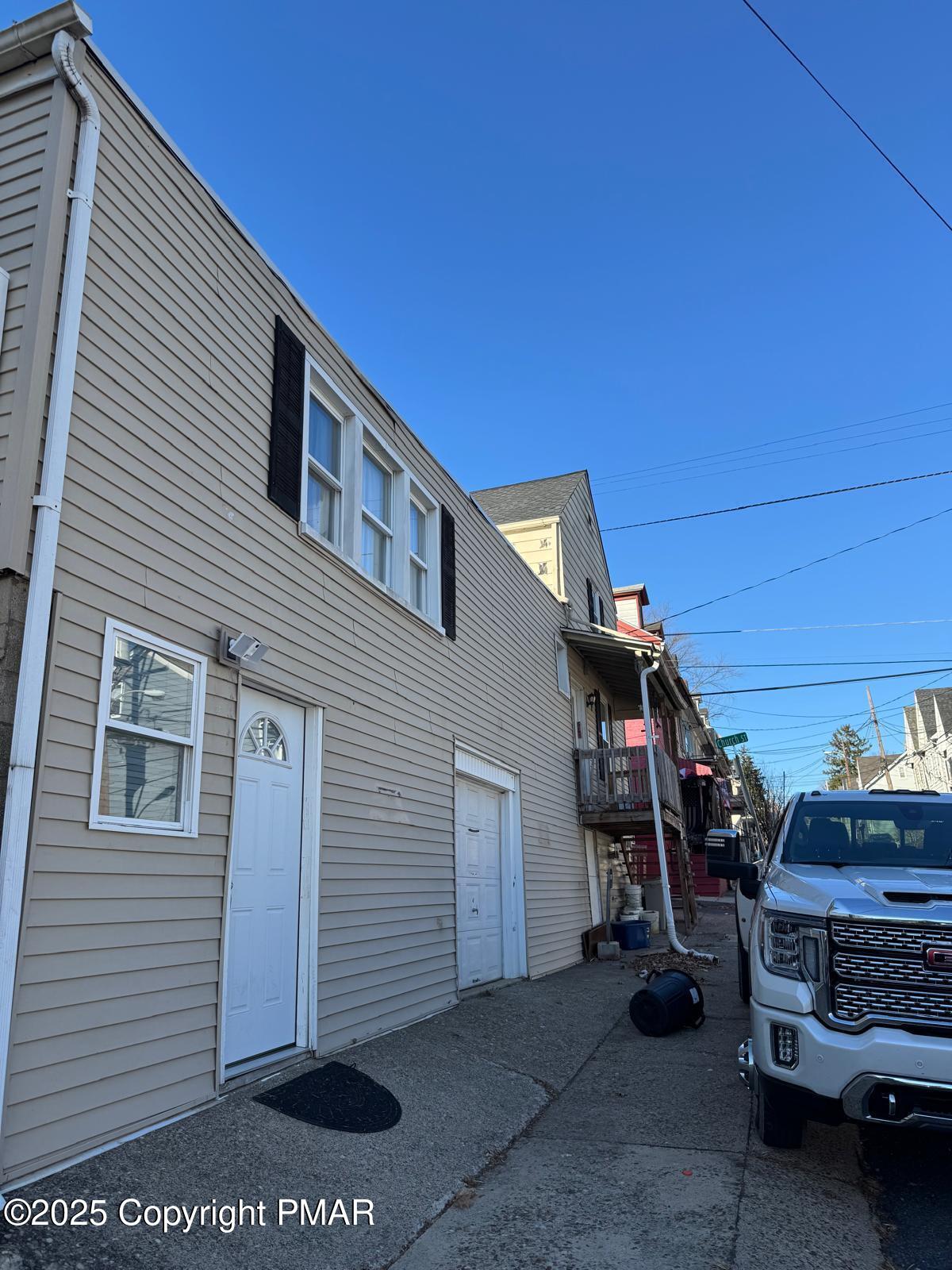 17 N Warren Street, Easton, Pennsylvania image 3