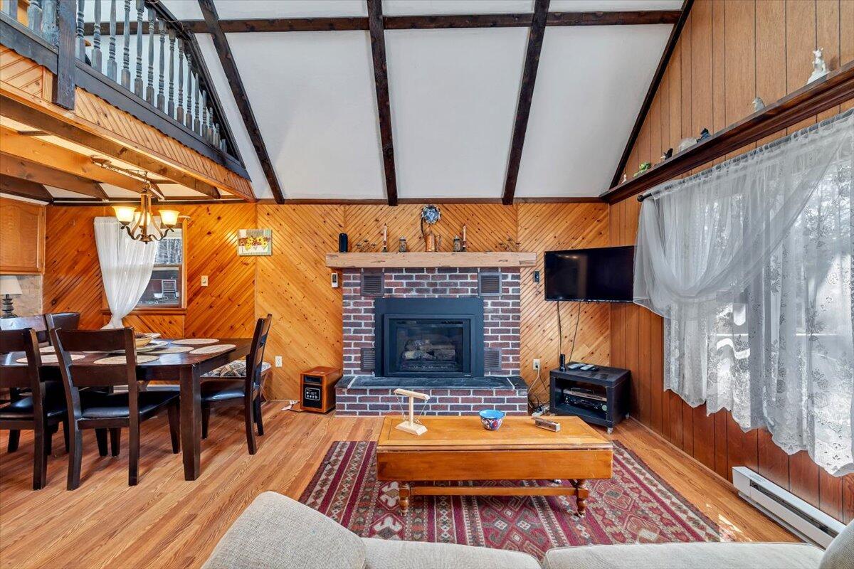 324 Owassa Drive, Pocono Lake, Pennsylvania image 7