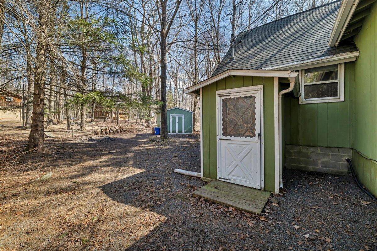 324 Owassa Drive, Pocono Lake, Pennsylvania image 29