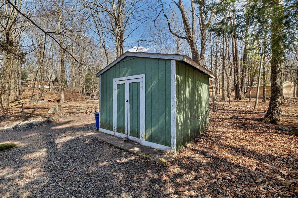 324 Owassa Drive, Pocono Lake, Pennsylvania image 31