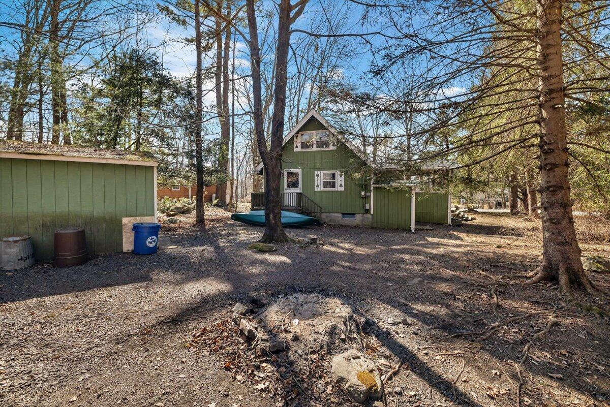 324 Owassa Drive, Pocono Lake, Pennsylvania image 32