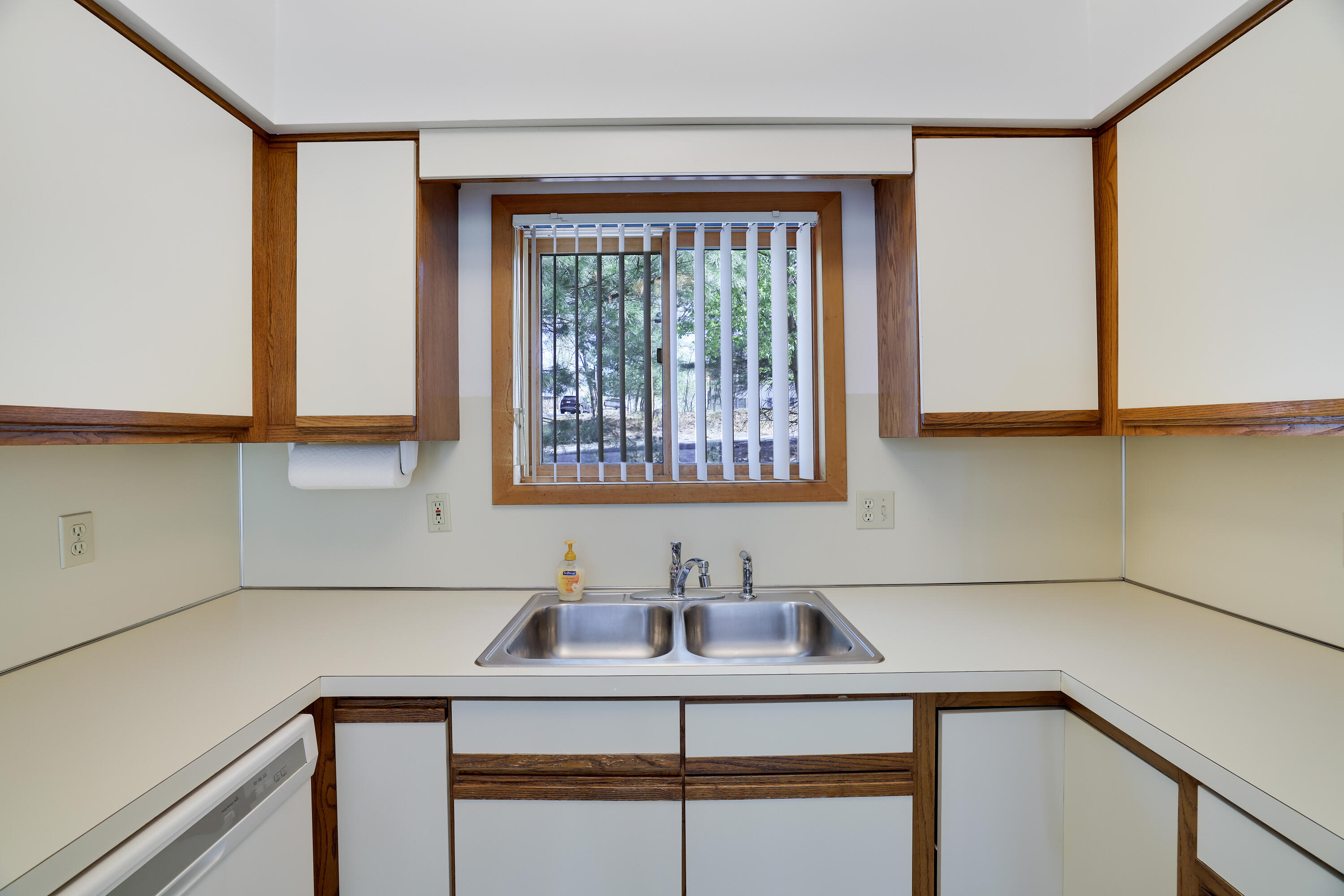 476 Hyland Drive, East Stroudsburg, Pennsylvania image 17