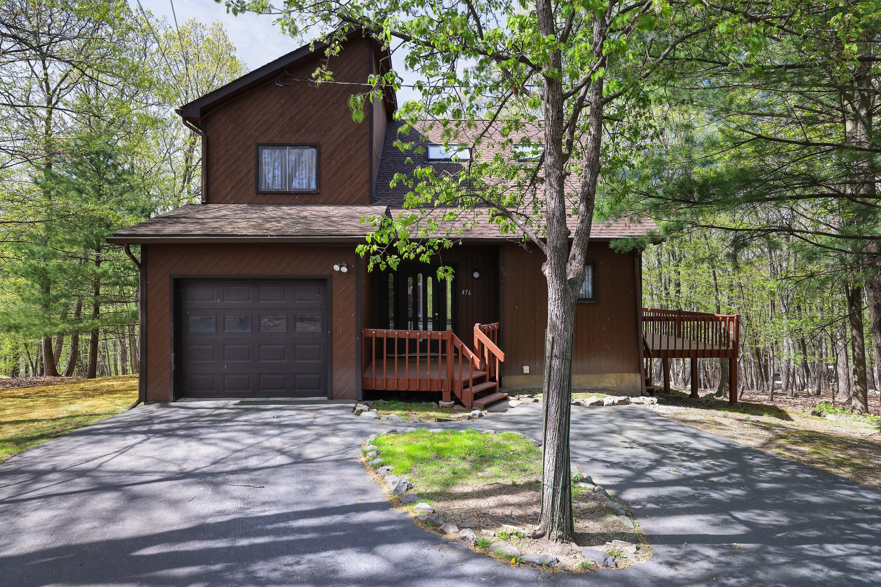 476 Hyland Drive, East Stroudsburg, Pennsylvania image 2
