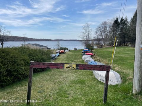 9 Beech Street Gouldsboro PA 18424