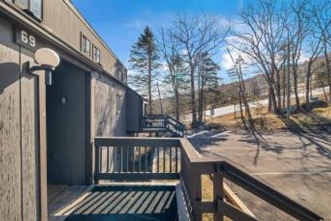 Townhouse For Sale - 69 Cross Country Lane<br/> Monroe County, Tannersville, PA 18372