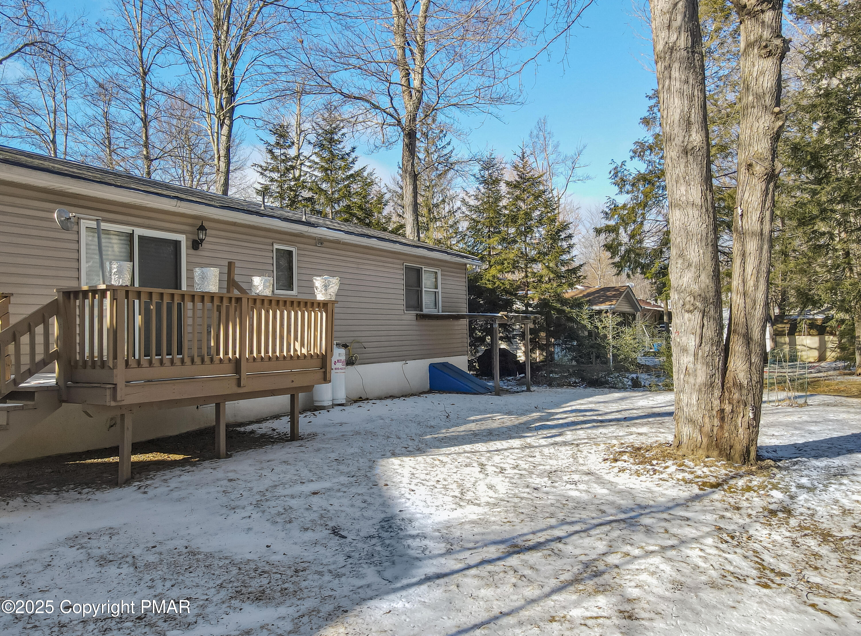 1167 Trapper Lane, Pocono Summit, Pennsylvania image 7