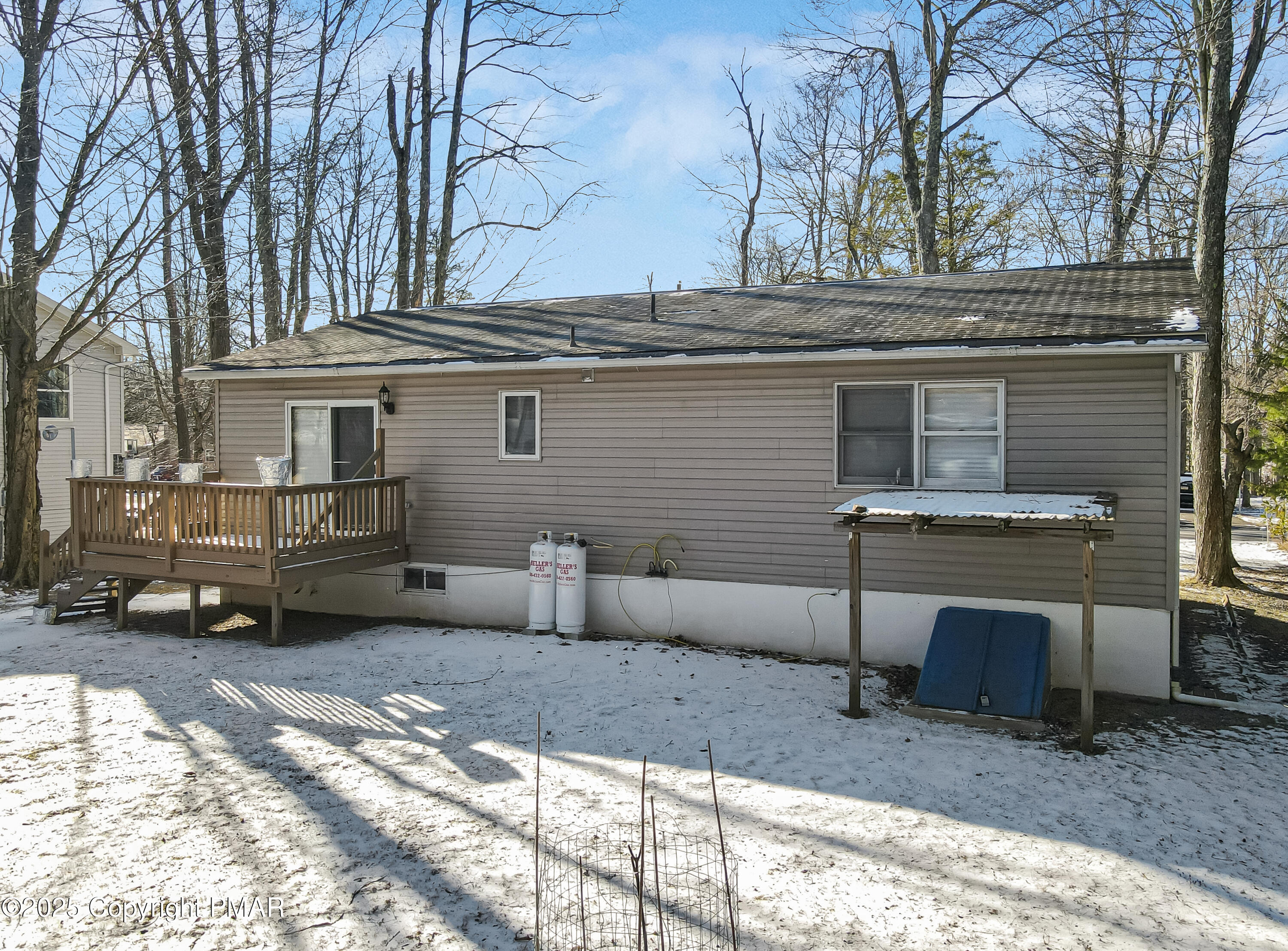 1167 Trapper Lane, Pocono Summit, Pennsylvania image 6