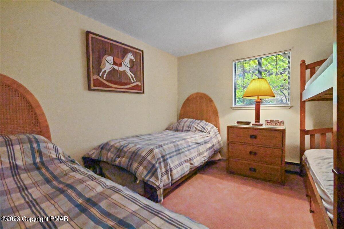 18 Middle Village Way, Tannersville, Pennsylvania image 22