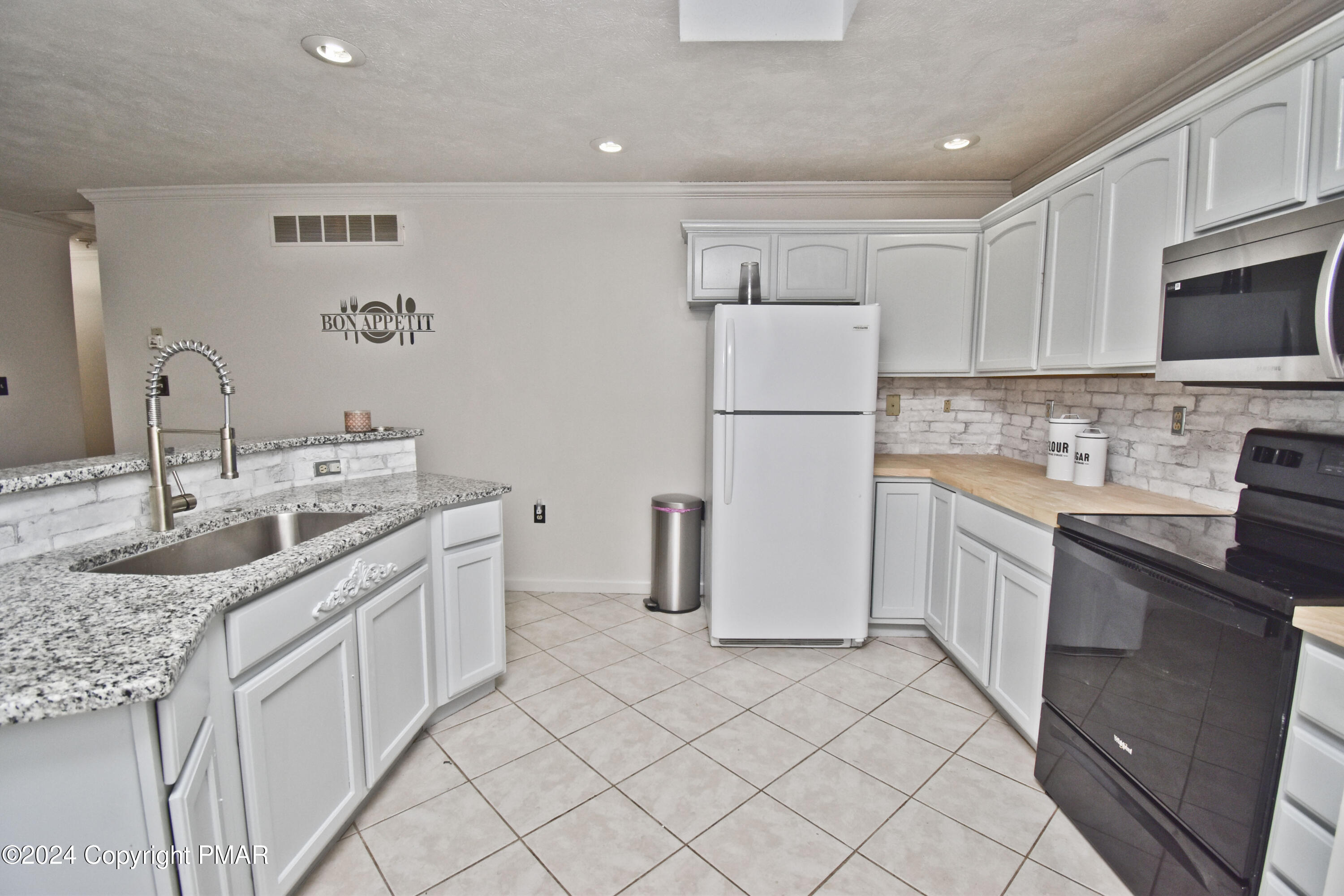 332 Brier Crest Road, Blakeslee, Pennsylvania image 6