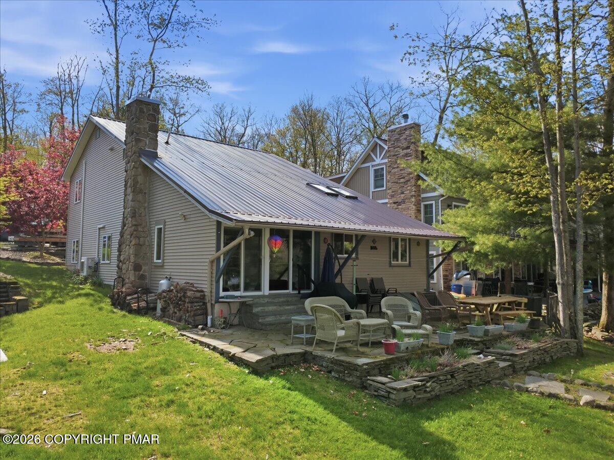 69 Lakeside Drive