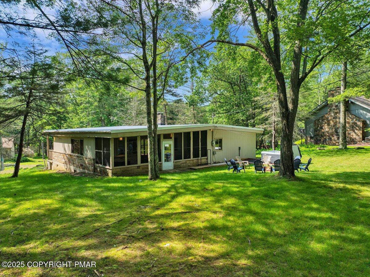 72 Forest Drive 18624