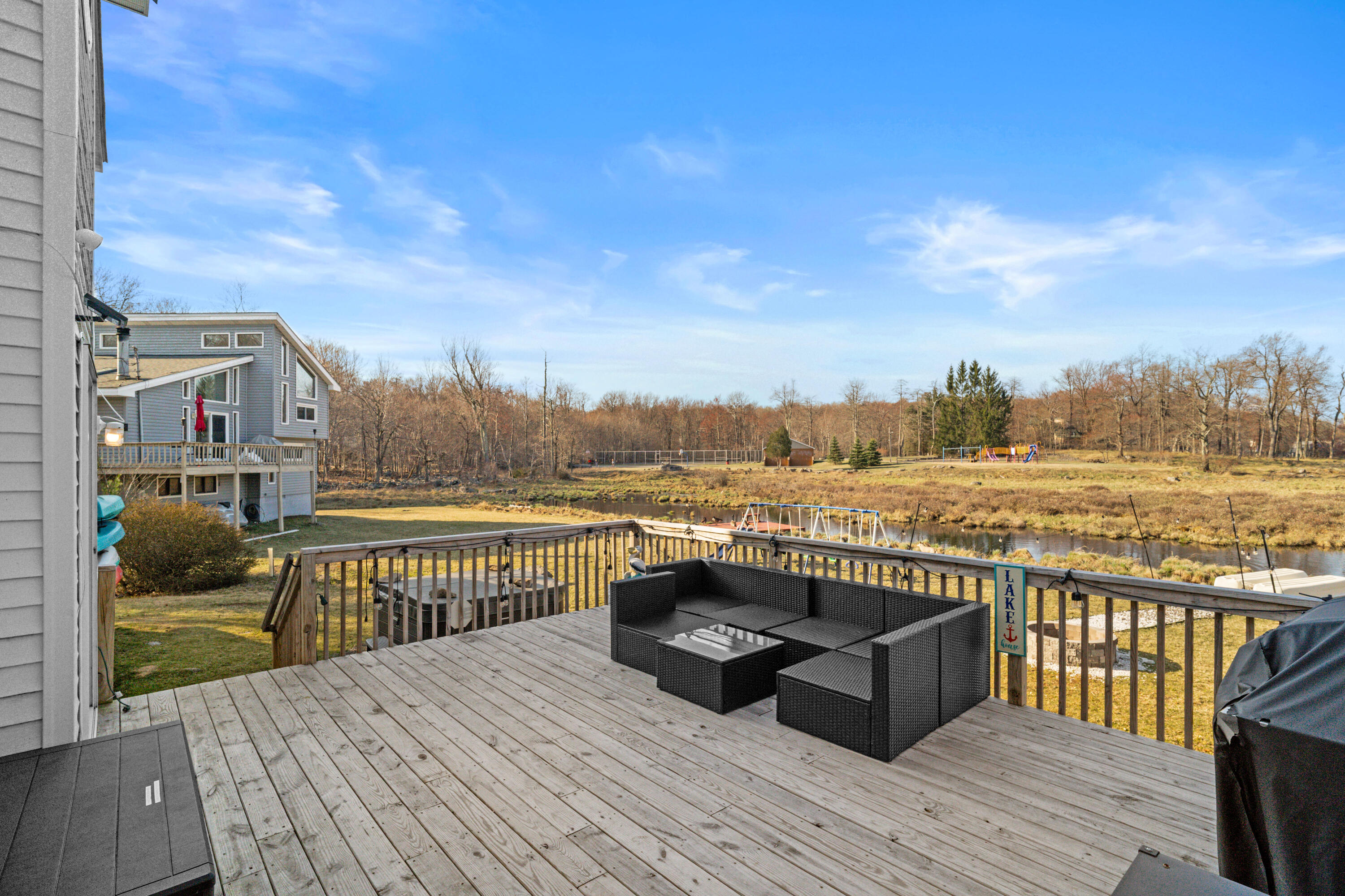 2255 Whippoorwill Drive, Tobyhanna, Pennsylvania image 12