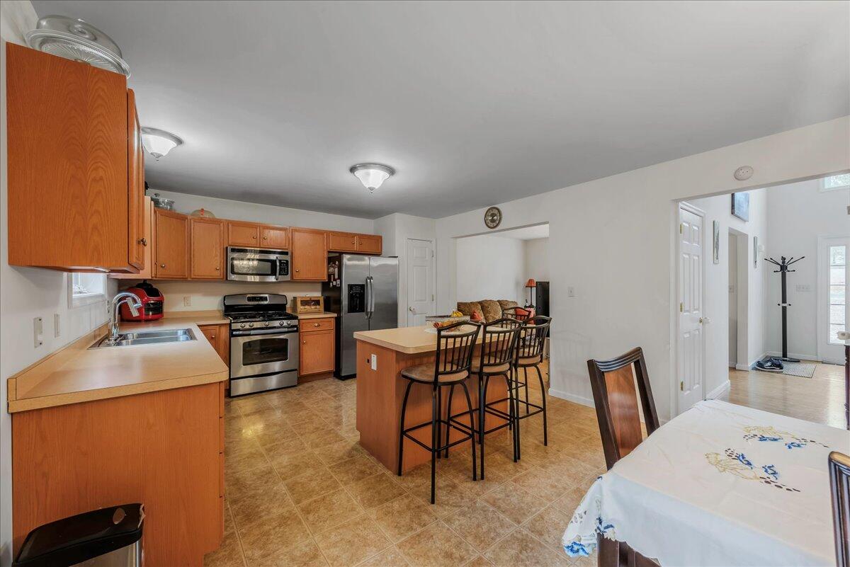 1081 Delaware Lane, Stroudsburg, Pennsylvania image 13