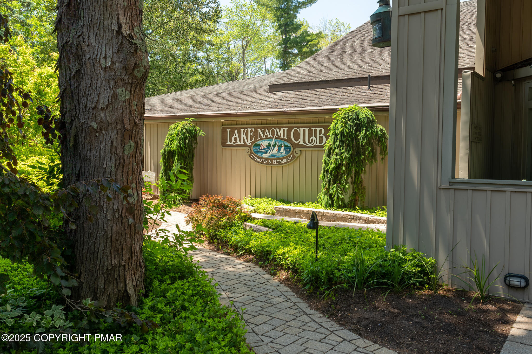 7/8 Sweet Briar Road