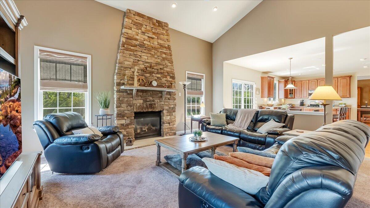 3370 Courtney Drive, Center Valley, Pennsylvania image 9