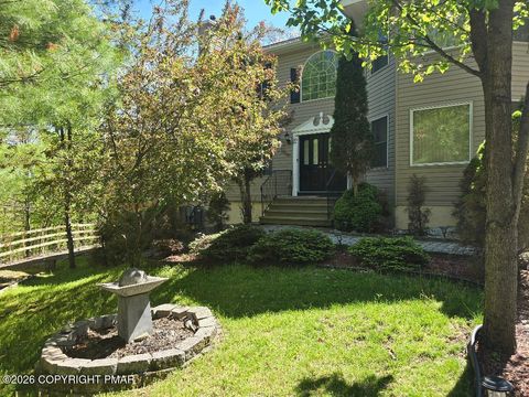 Homes For Sale - 519 Norman Court<br/> Monroe County, East Stroudsburg, PA 18302