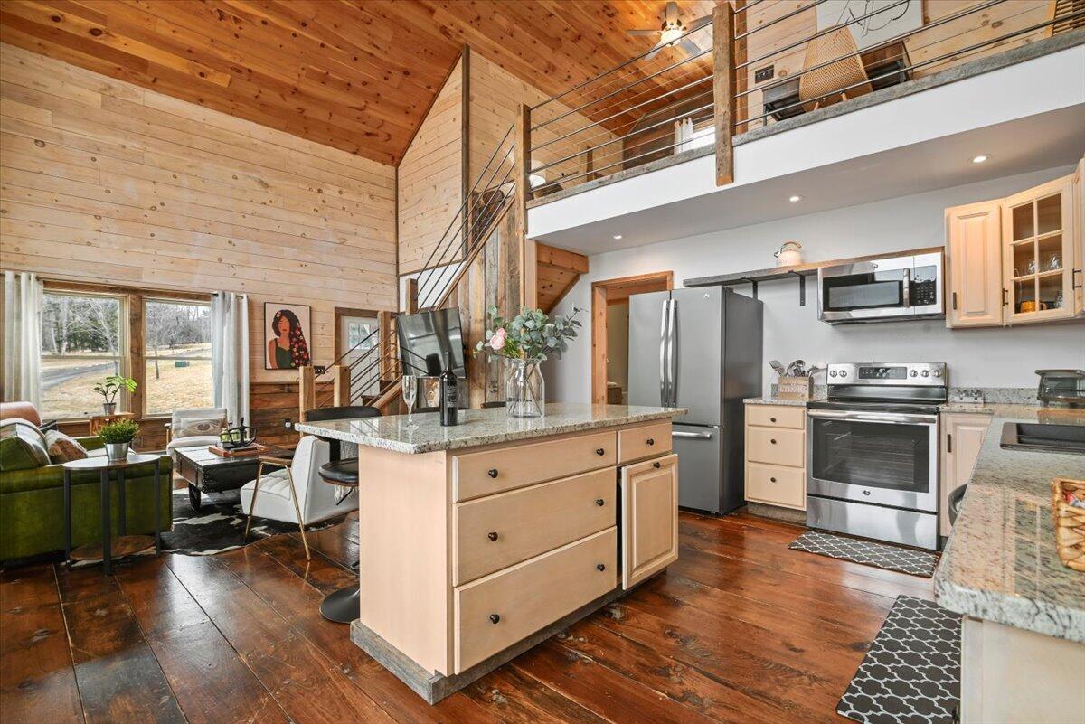 663 Sterling Road, Sterling, Pennsylvania image 10