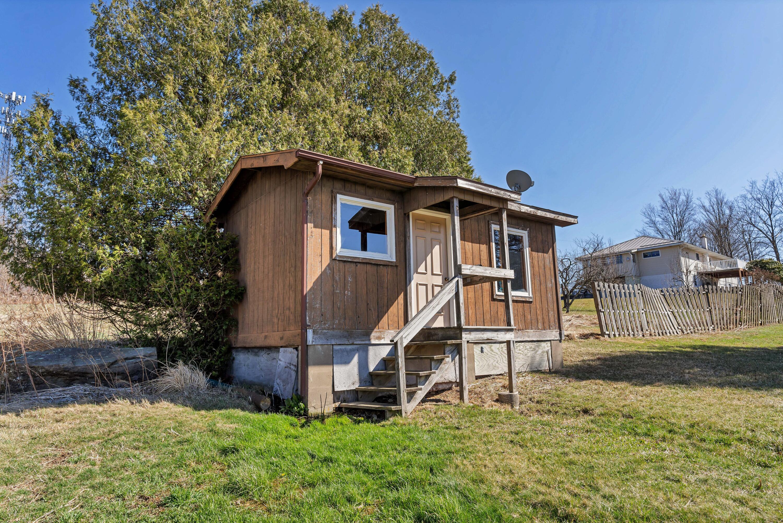 663 Sterling Road, Sterling, Pennsylvania image 38