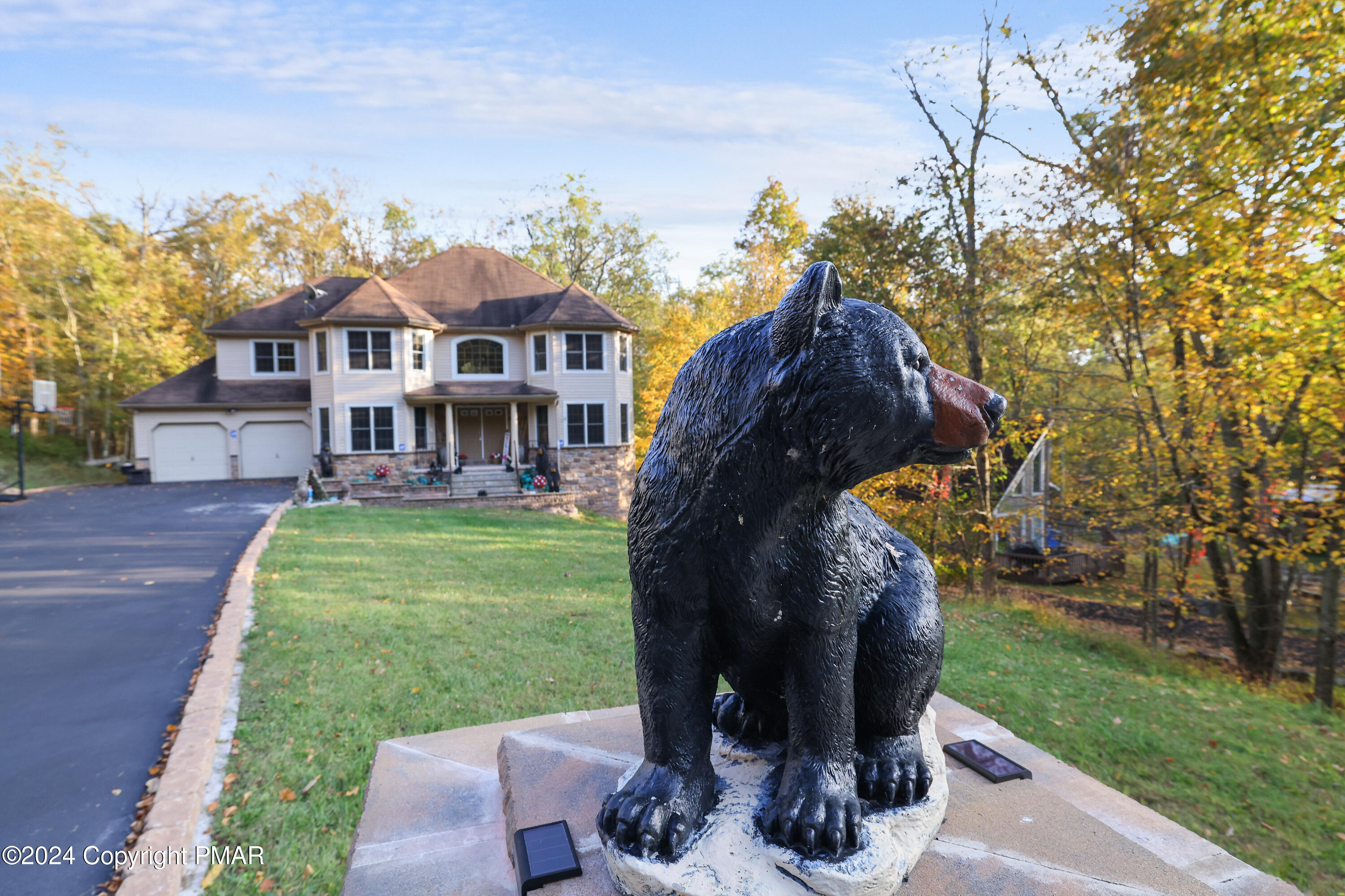 131 Canterbury Road, Bushkill, Pennsylvania image 2